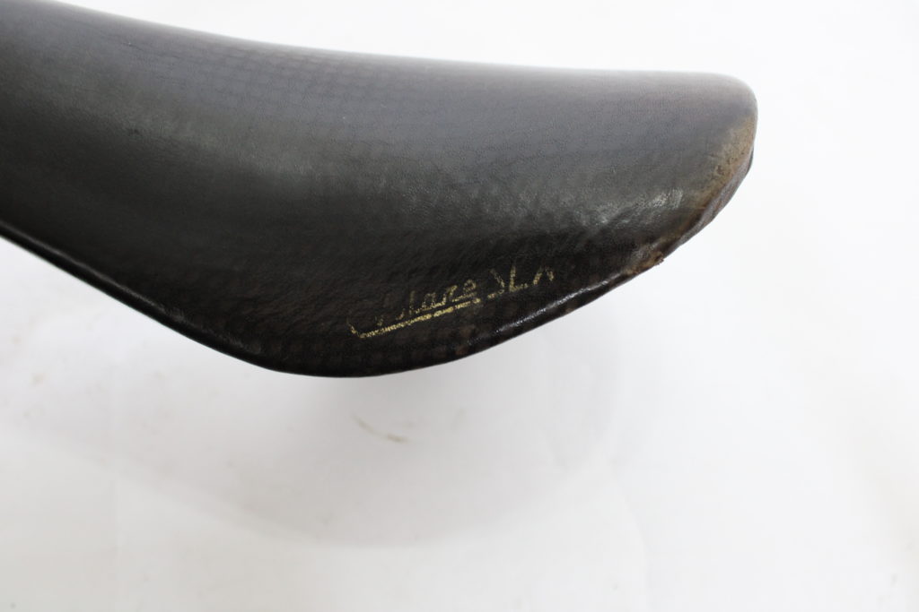 La selle en daim Cinelli Volare Vintage Eroica est comme neuve